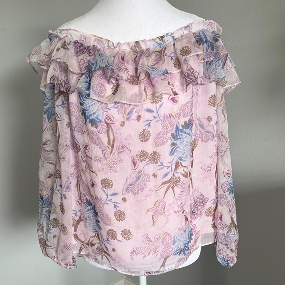 Vince Camuto Lavender and Blue Floral off the shoulder  Ruffle Blouse - Picture 1 of 5